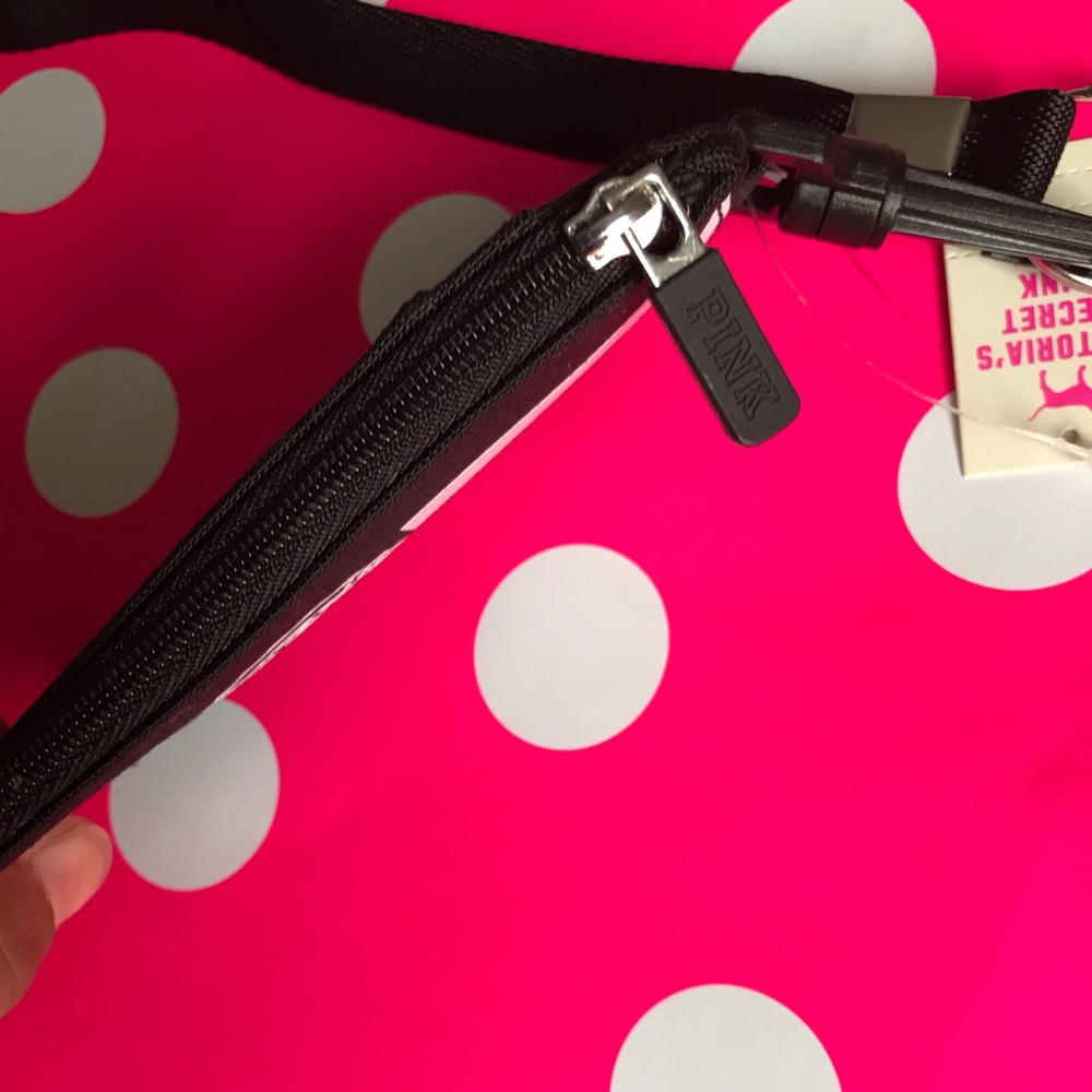 NWT💕VS PINK BLACK & WHITE LOGO LANYARD ID HOLDER - Picture 5 of 5
